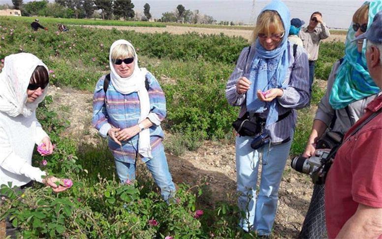 برنامه‌ریزی برای جذب ۲ میلیون گردشگر خارجی در مازندران