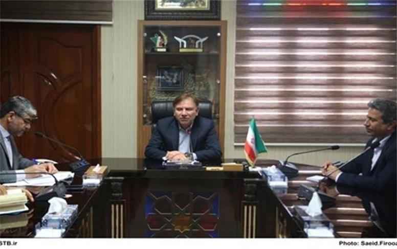 یکی از ارکان اصلی پیشرفت، توجه به آموزش است
