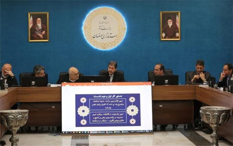 آقای استاندار، قدردان باش نه طلبکار!