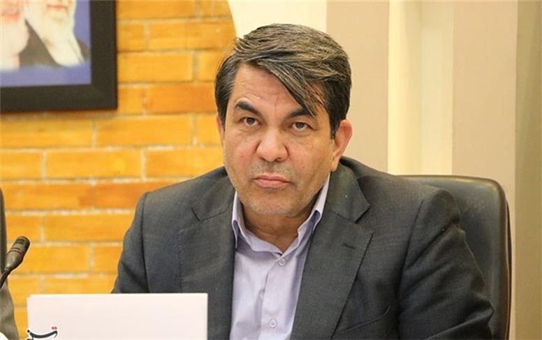 تأکید استاندار کرمان بر انتقال حساب شرکت‌های معدنی به بانک‌های استان