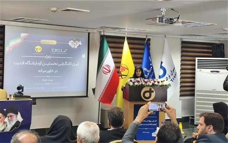 برای تبدیل زنجان به قطب صنایع برق و الکترونیک تلاش می‌کنیم