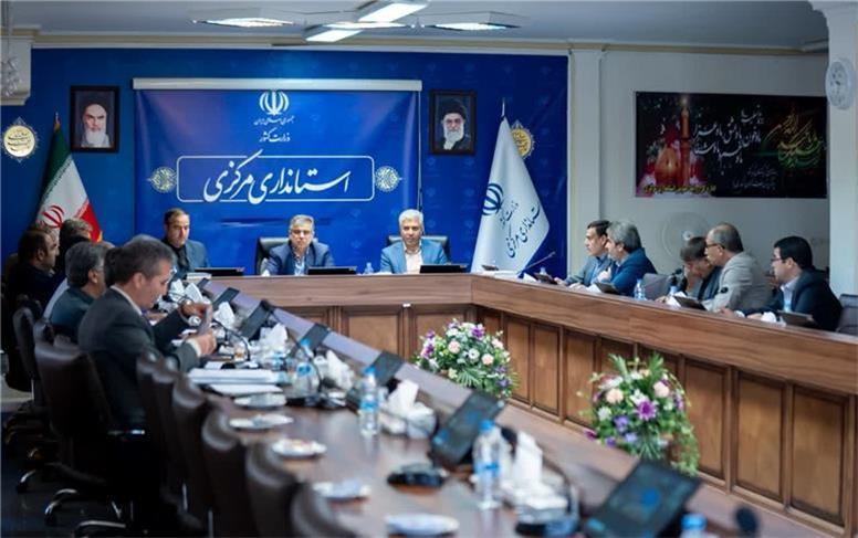 ۱۲۷ مگاوات انرژی خورشیدی به شبکه متصل شد | معطل مجموعه‌های کُند نمی‌مانیم