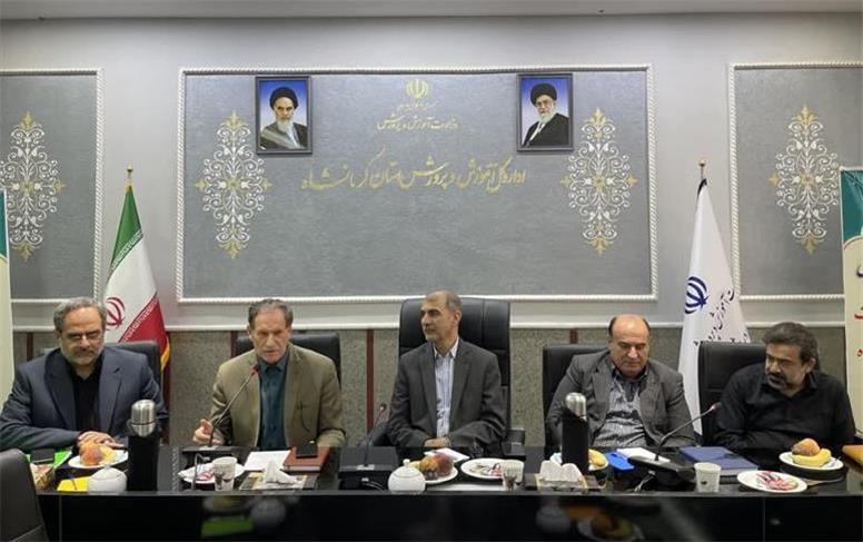 لزوم بهره‌گیری از ظرفیت‌های هوش مصنوعی در مسیر تحول اداری | نقش نیروی انسانی در نظام اداری باید بازتعریف شود