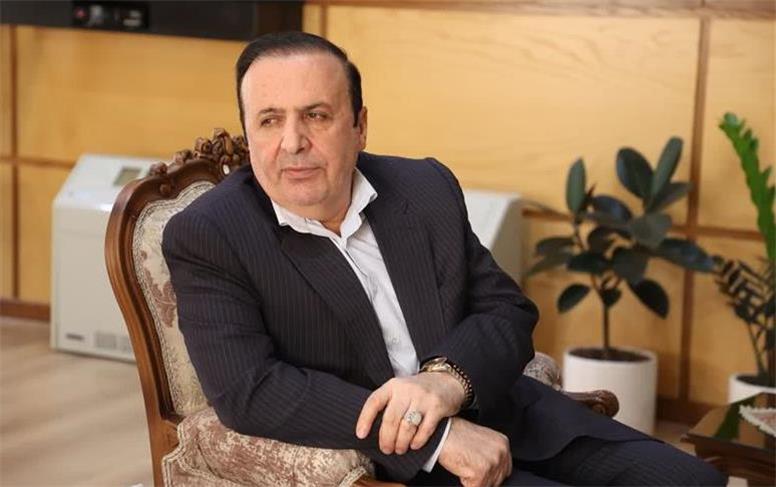 مشکلات و منافع کارفرمایان و کارگران باید به صورت بررسی شوند