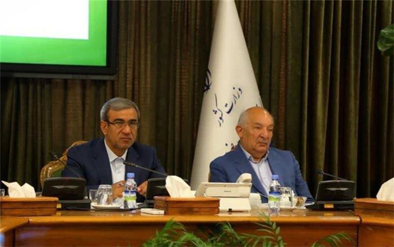 صنعت خودرو و قطعه‌سازی باید موتور پیشران توسعه خراسان رضوی باشد