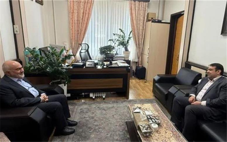 استاندار خوزستان خواستار پرداخت فوری معوقات کارگران گروه‌ملی و اعطای تسهیلات تولیدی شد