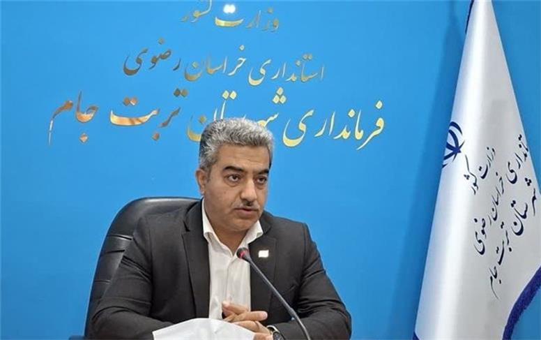 ۵۰ تن آرد مازاد برسهمیه عادی، بین ۵۵ نانوایی تربت جام توزیع شد