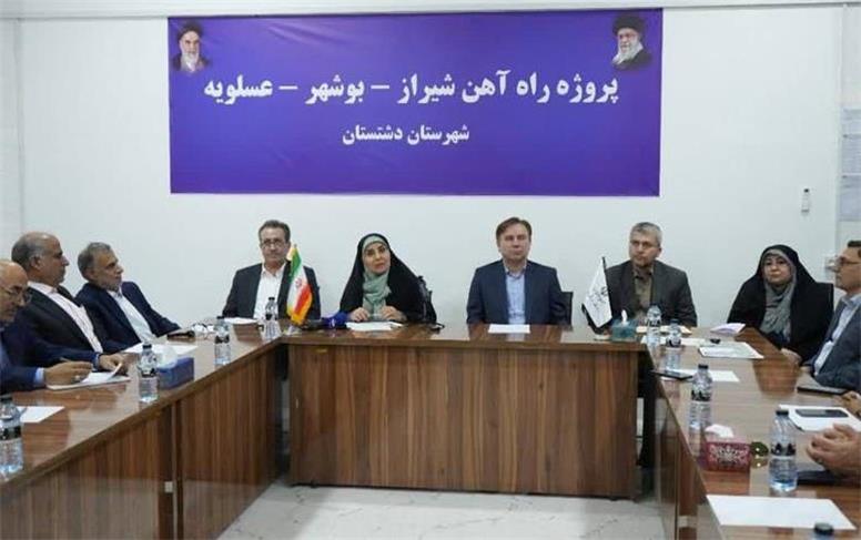 پروژه راه‌آهن شیراز- بوشهر باید ظرف ۵ سال تکمیل شود
