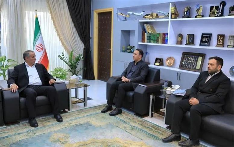 افزایش و منظم بودن پروازها کلید جذب سرمایه‌گذار و رونق گردشگری است