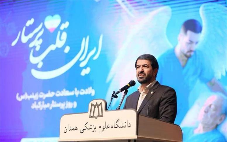 پرستاران مؤثرترین گروه در خانواده بزرگ سلامت هستند