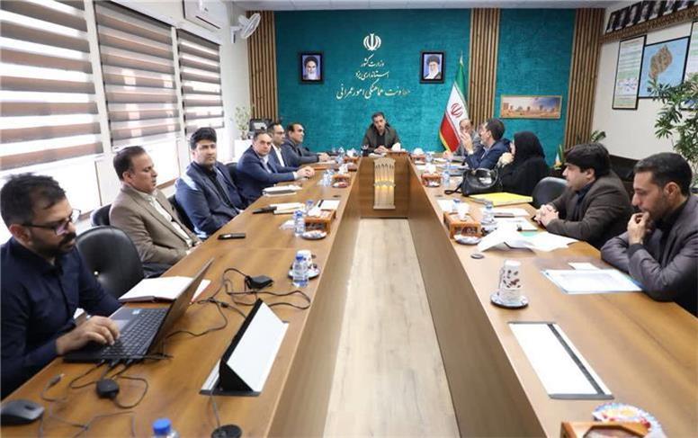 معاون استاندار یزد: فعالیت واحدهای آلاینده بدون رعایت ضوابط زیست‌محیطی متوقف شود