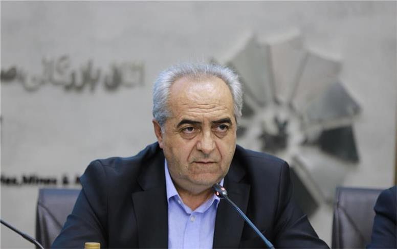 سرمست: آذربایجان شرقی ظرفیت تأمین کالاهای اساسی شمال‌غرب کشور را دارد