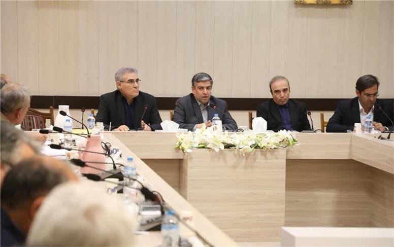 نیازمندی کالاهای اساسی و مواد اولیه برای واردات احصا شود