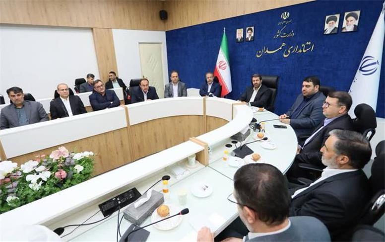یکی از چالش‌های مهم کشور  «احساس بی‌هویتی» در بخشی از نسل جوان