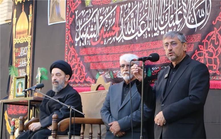 باوجود سه جنگ و یک کودتا، کمبود کالا در لرستان وجود نداشت