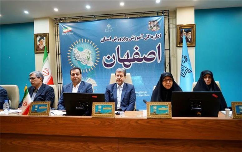 عبور از دوران فقط «مدرسه‌سازی» به سمت «مدرسه‌یاری» و ارتقای کیفیت آموزش