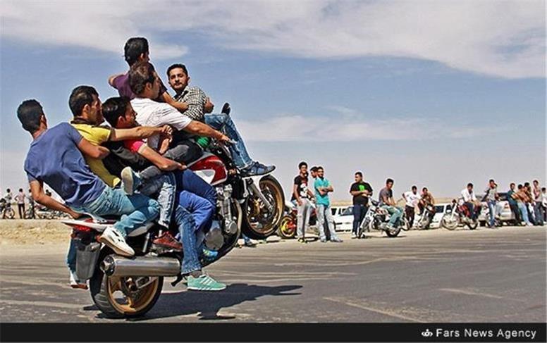 تمایز استاندار نمایشی از استاندار غیر نمایشی توسط مردم!