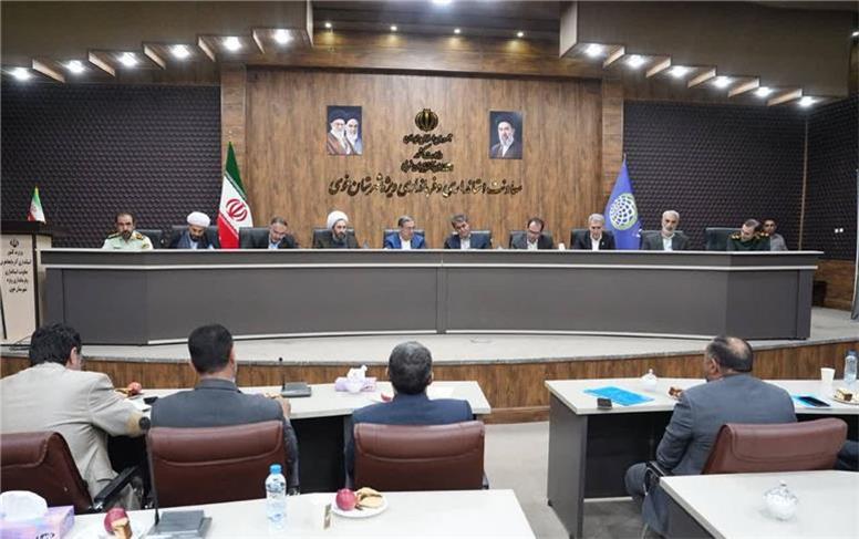 خوی را به قطب گردشگری منطقه تبدیل می‌کنیم