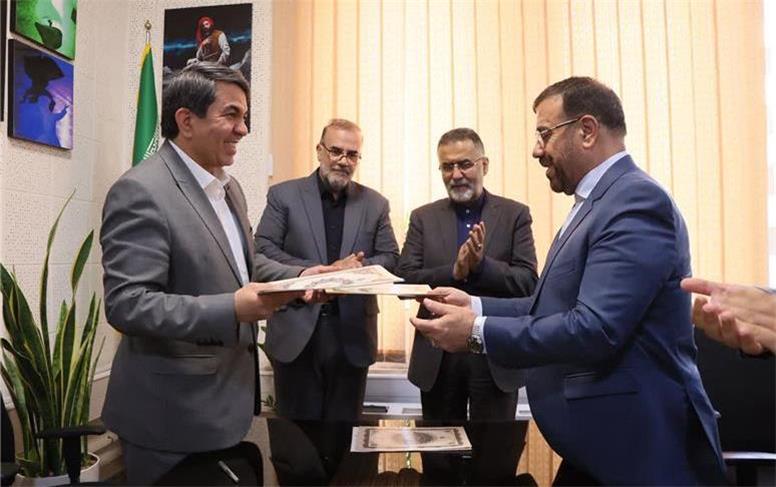 نشست مشترک استانداران کرمان و فارس برای برگزاری همایش خواجوی کرمانی