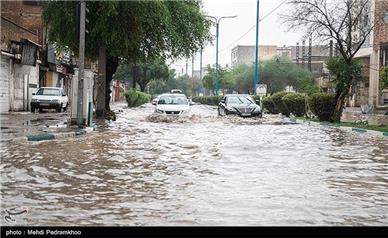 آبگرفتگی شدید معابر در کرمان