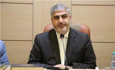 برخی در شهرداری باند تشکیل داده‌اند