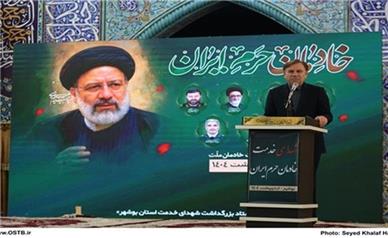 خدمت به مردم، در اذهان و خاطره‌ جمعی ملت ماندگار است