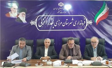 بانک‌ها در پرداخت تسهیلات به مردم سخت‌گیری نکنند