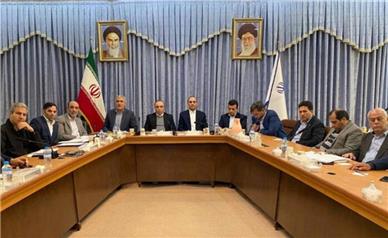 معاون اقتصادی استاندار اردبیل: امکان صدور مجوز واردات نهاده‌های دام و طیور فراهم شد