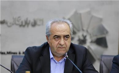 سرمست: آذربایجان شرقی ظرفیت تأمین کالاهای اساسی شمال‌غرب کشور را دارد