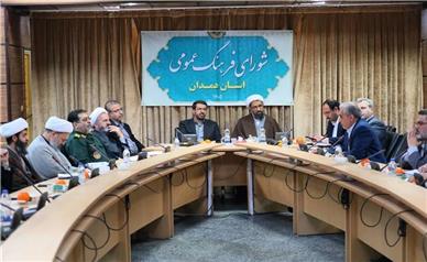 مدیران موظف در تجمعات حضور یافته و مطالبات مردم را پیگیری کنند