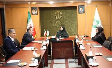گره ۸ ساله صدور مجوزهای صنعتی در آبیک گشوده شد