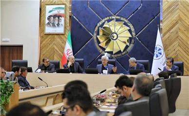 خروج منابع مالی استان به تهران باید متوقف شود
