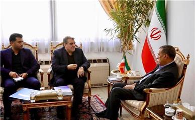 تقدیر معاون اجرایی رئیس‌جمهور از دستاوردهای سمنان در توسعه انرژی‌های خورشیدی