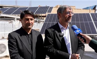 نصب پنل‌های خورشیدی در دستگاه‌های اجرایی لرستان شتاب گرفت