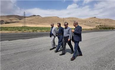 فرماندار سنندج خواستار شتاب‌بخشی به تکمیل کریدور غرب کشور شد