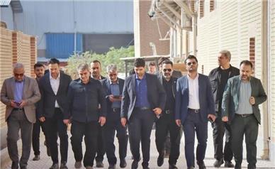 بن‌بستی در حل مشکلات تولیدکنندگان نمی‌پذیریم
